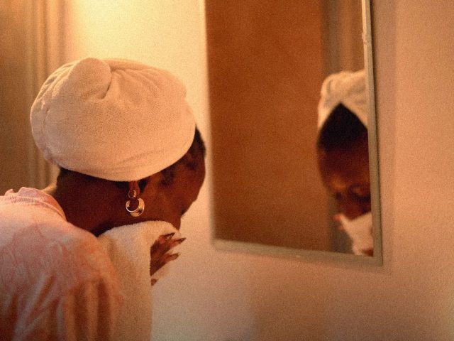 Morning routine at a bathroom mirror, Withings BodyScan 2 review